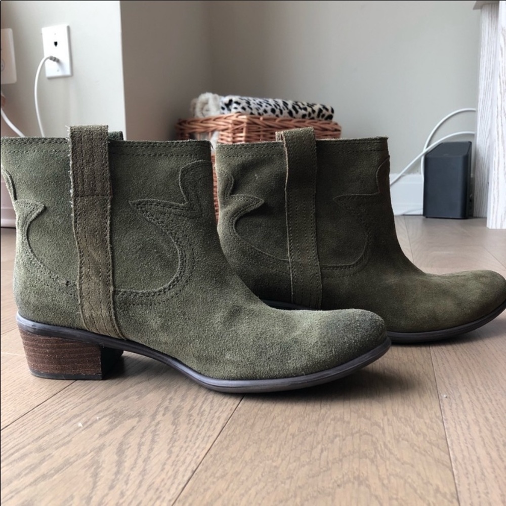 Lucky brand booties